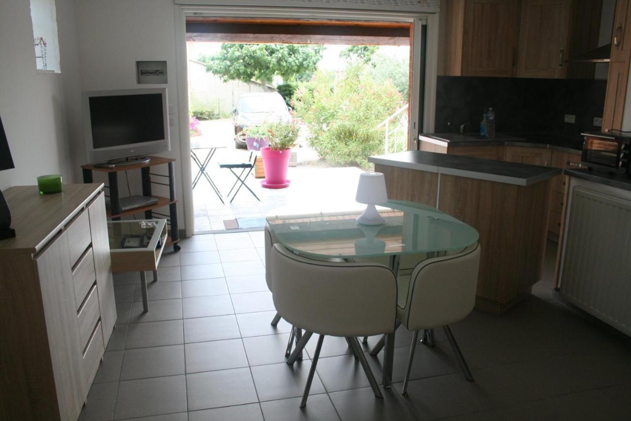 Appartement destroisterrasses à Caux Extérieur photo