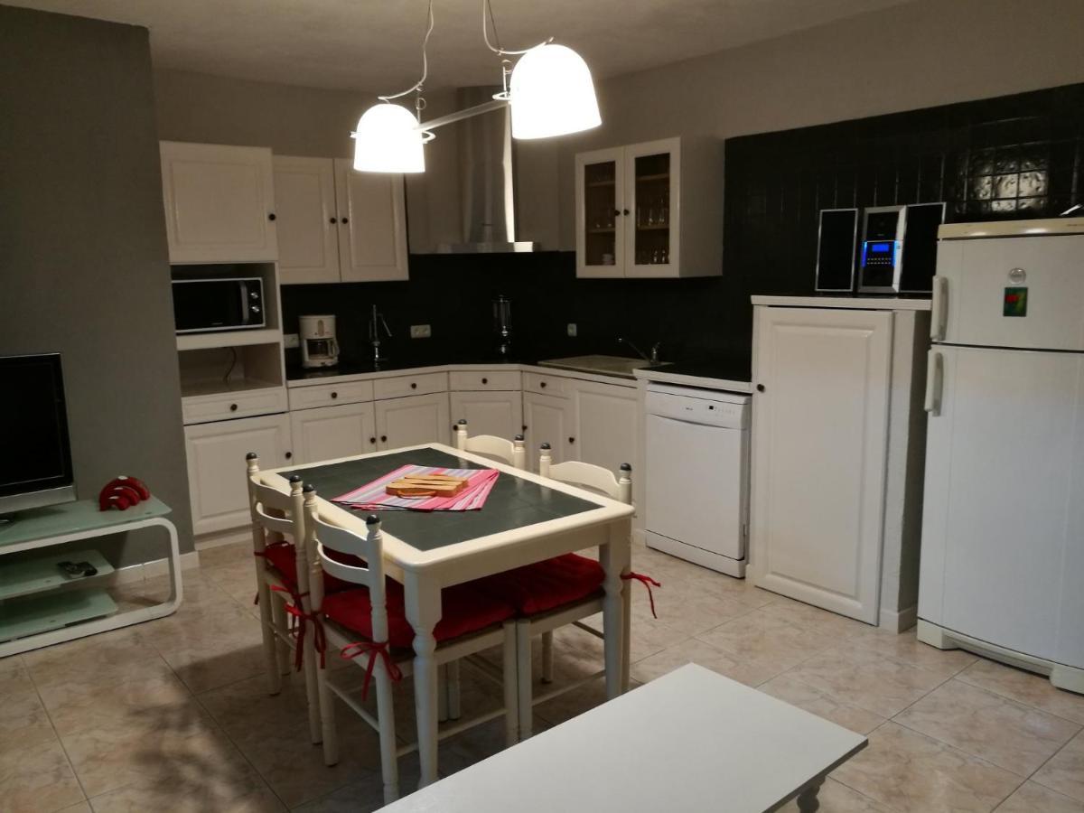 Appartement destroisterrasses à Caux Extérieur photo